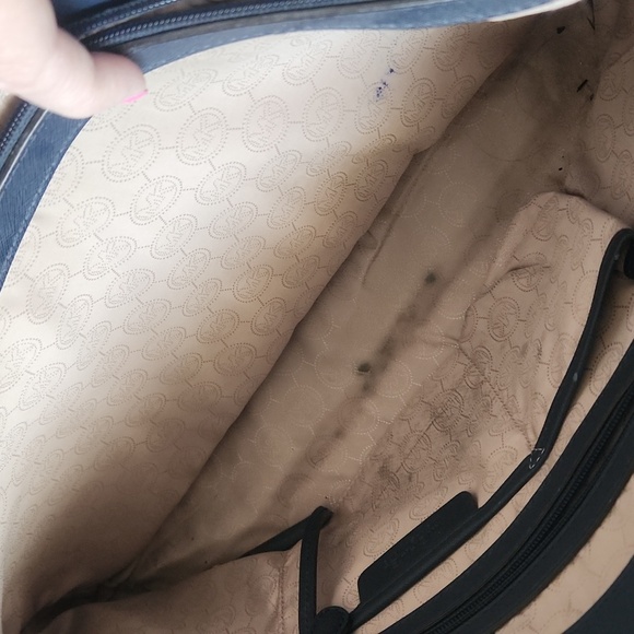 Michael Kors Shoulder  Bag - Picture 10 of 17